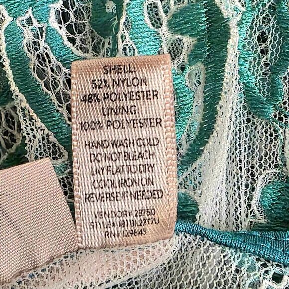 Willow Root Green Lace Sleeveless Peplum Top Women’s L - Picture 6 of 7